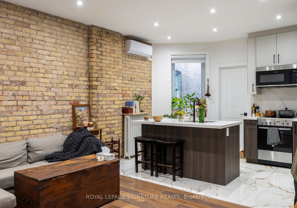 2090-dundas-street-w-toronto-ontario-w13145872