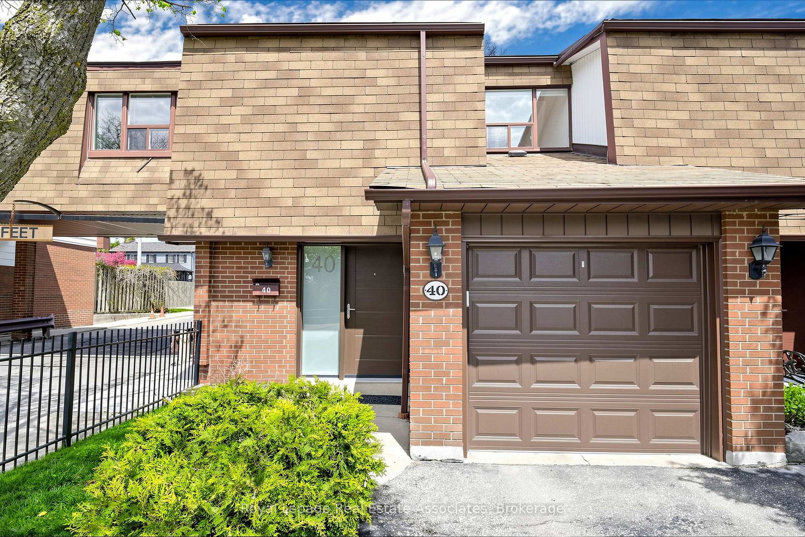 600-silver-creek-boulevard-mississauga-ontario-w13145878