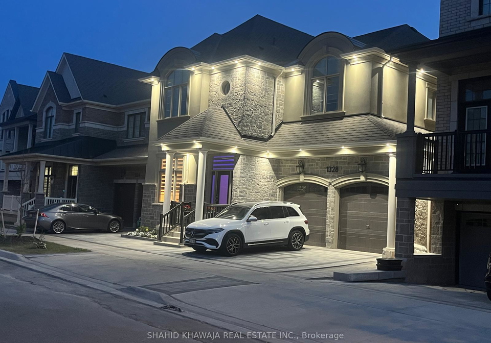 1328-aymond-crescent-oakville-ontario-w13145934