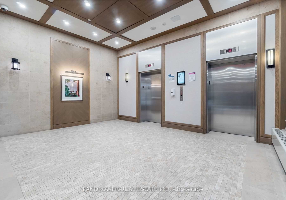 830-lawrence-avenue-w-north-york-ontario-w13146114