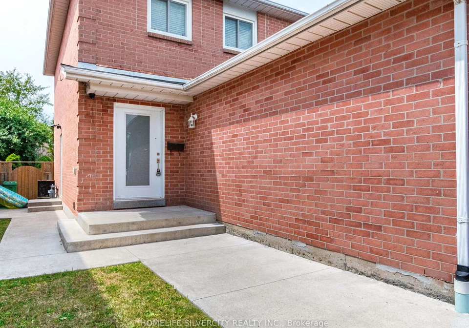 30-castlehill-road-brampton-ontario-w13146190