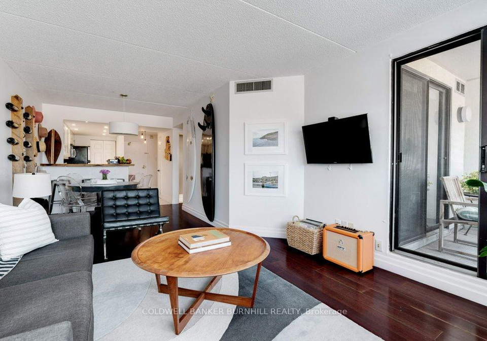 100-bronte-road-oakville-ontario-w13146486