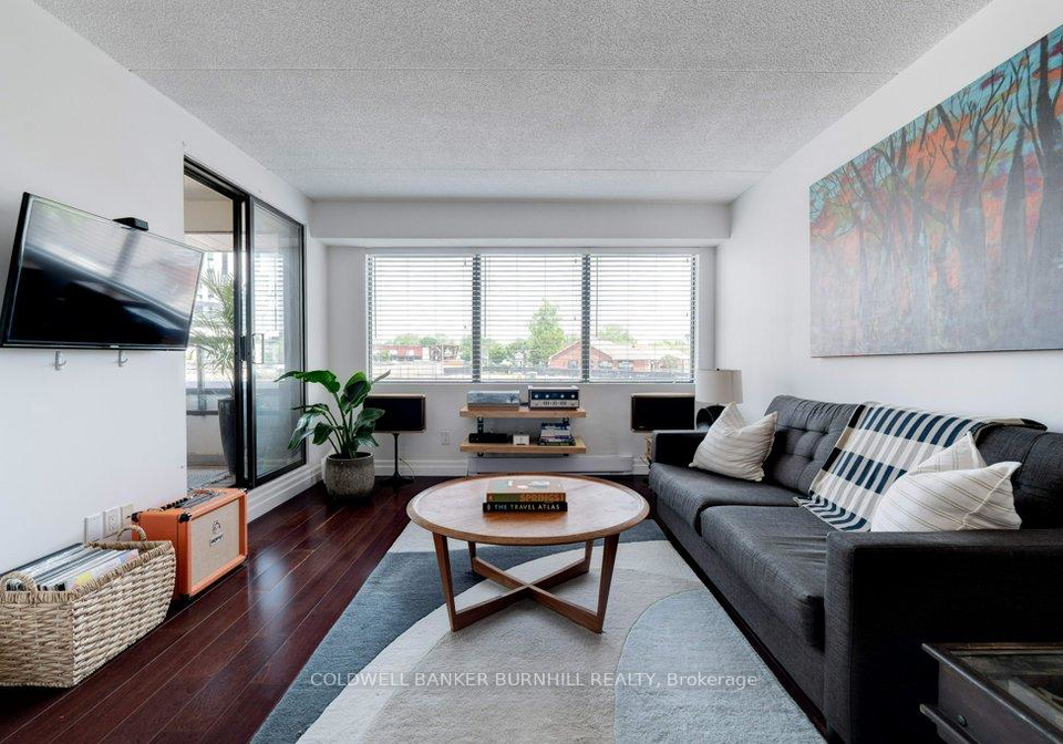 100-bronte-road-oakville-ontario-w13146486