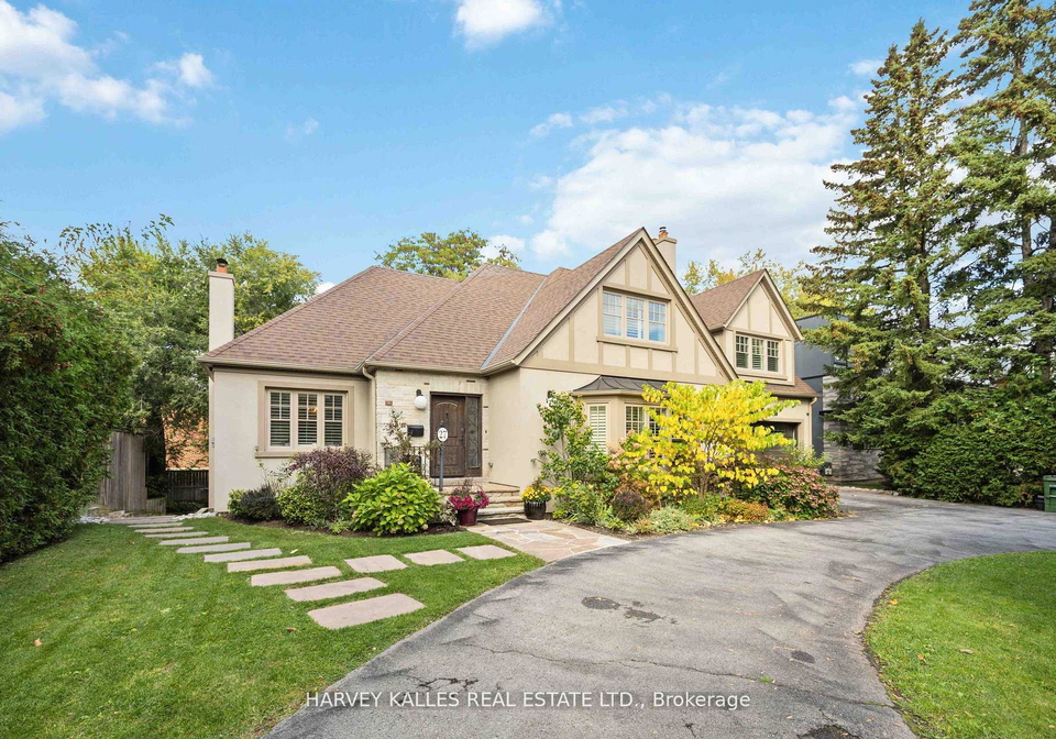 27-ashley-park-road-etobicoke-ontario-w13146672