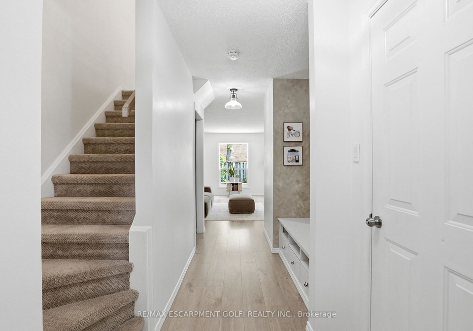660-oxford-road-burlington-ontario-w13146792
