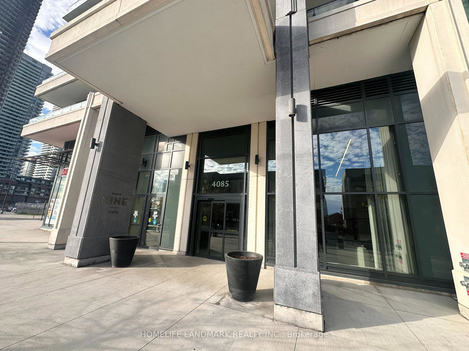 4085-parkside-village-drive-mississauga-ontario-w13147428