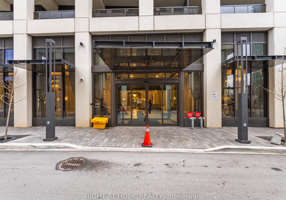 30-elm-drive-w-mississauga-ontario-w13147432