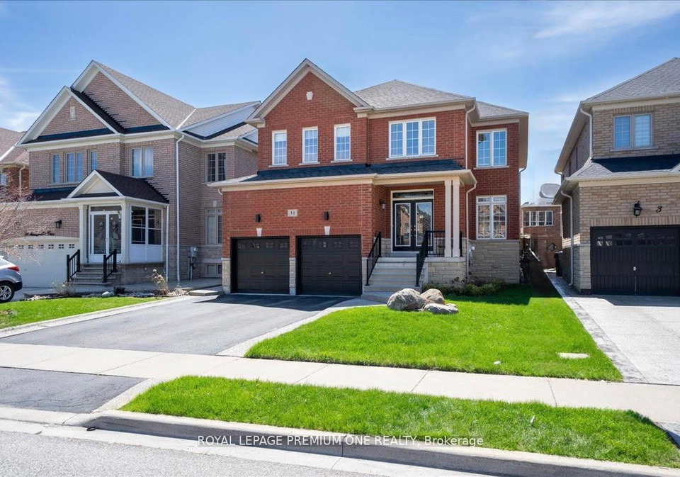 30-monabelle-crescent-brampton-ontario-w13147528