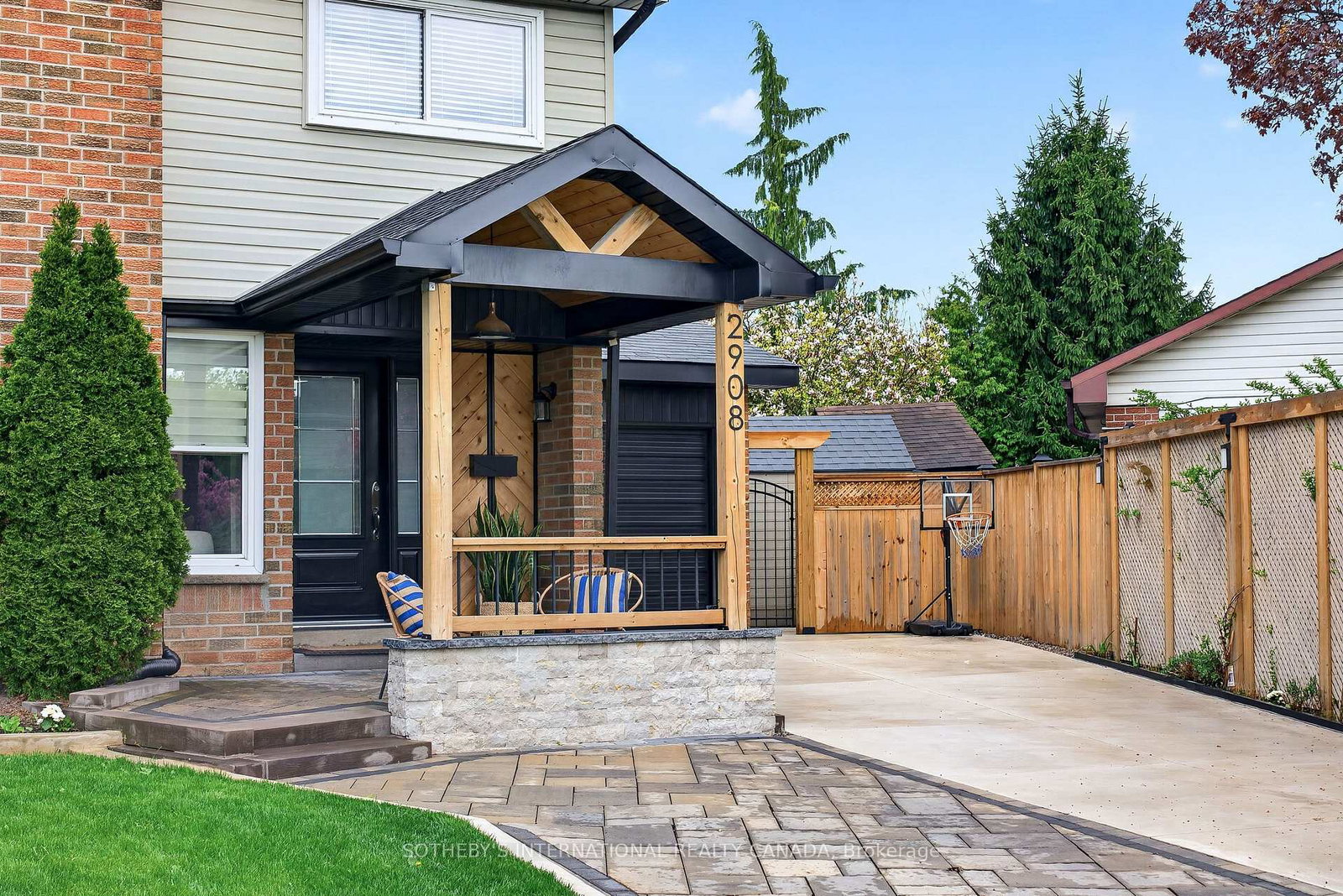 2908-bramshaw-gardens-mississauga-ontario-w13147794