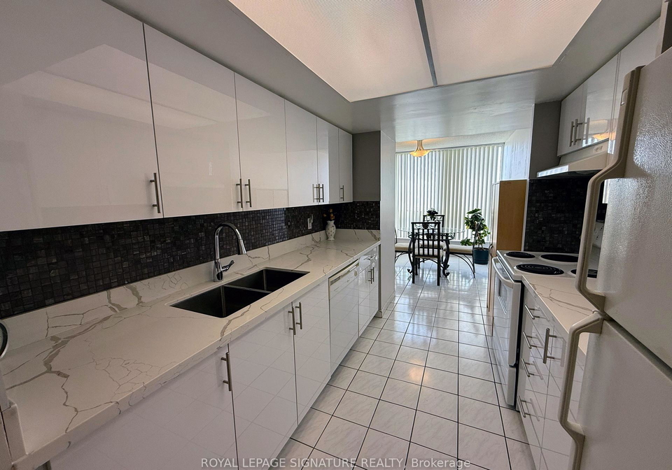 3-rowntree-road-etobicoke-ontario-w13148054