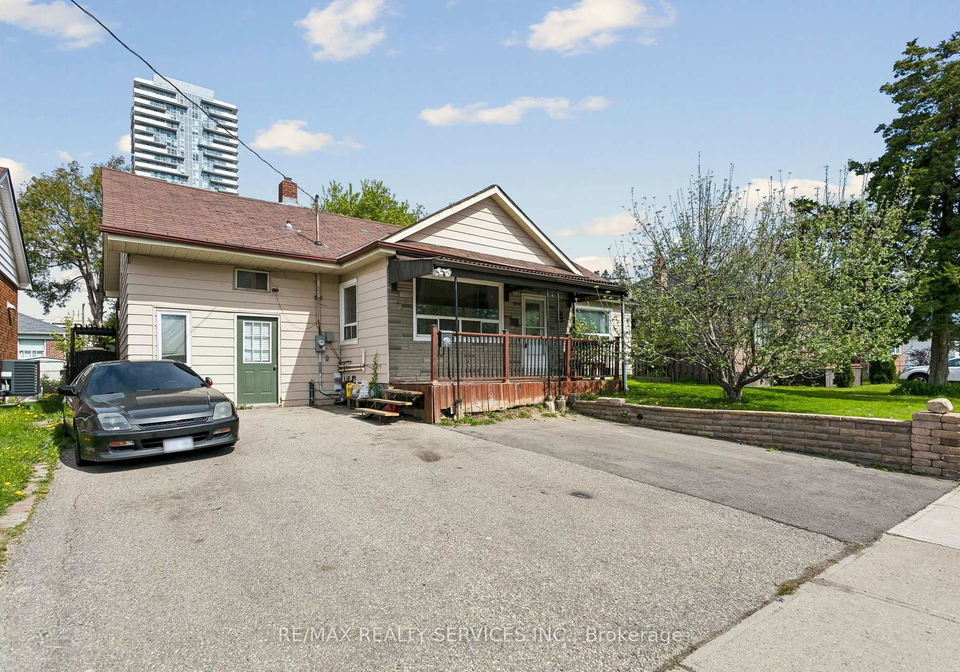 30-eastern-avenue-brampton-ontario-w13148270