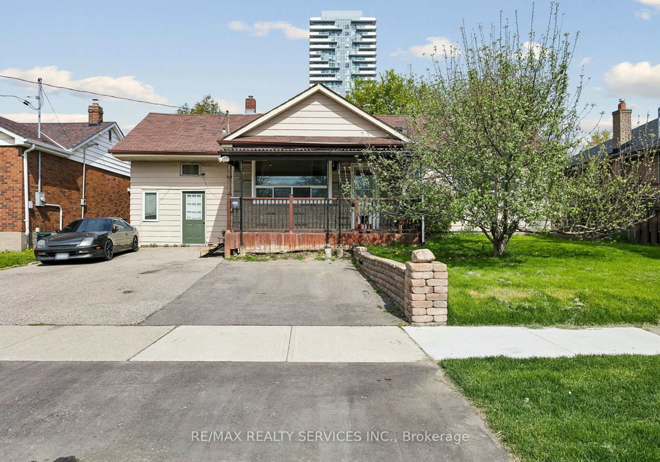 30-eastern-avenue-brampton-ontario-w13148270