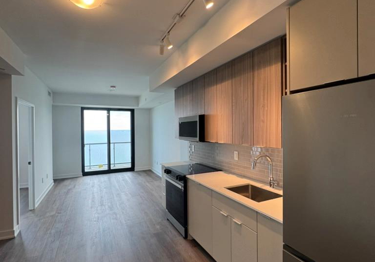 2075-lakeshore-road-burlington-ontario-w13148346