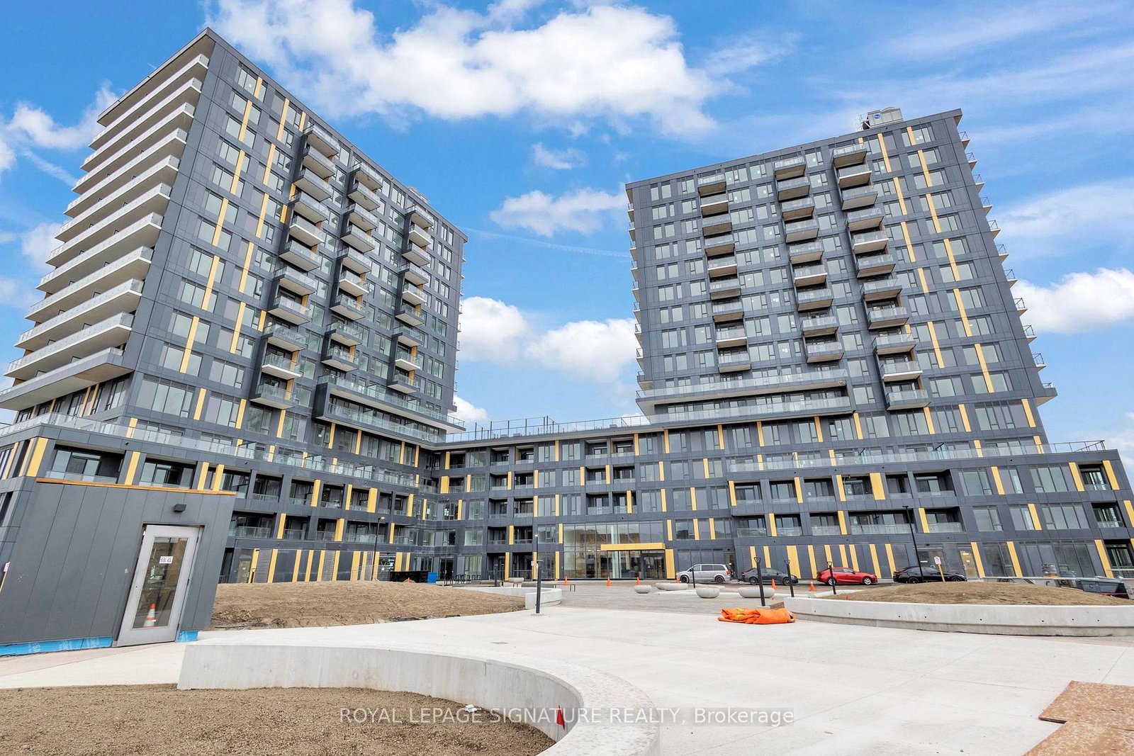 4878-powers-cmn-common-burlington-ontario-w13148400