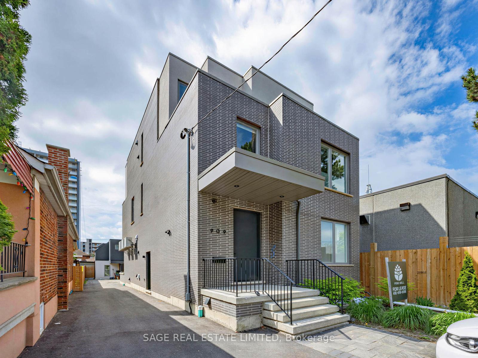 909-castlefield-avenue-north-york-ontario-w13148580