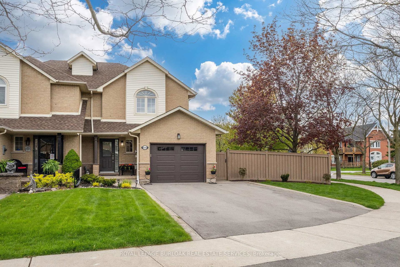 4119-foxwood-drive-burlington-ontario-w13148598