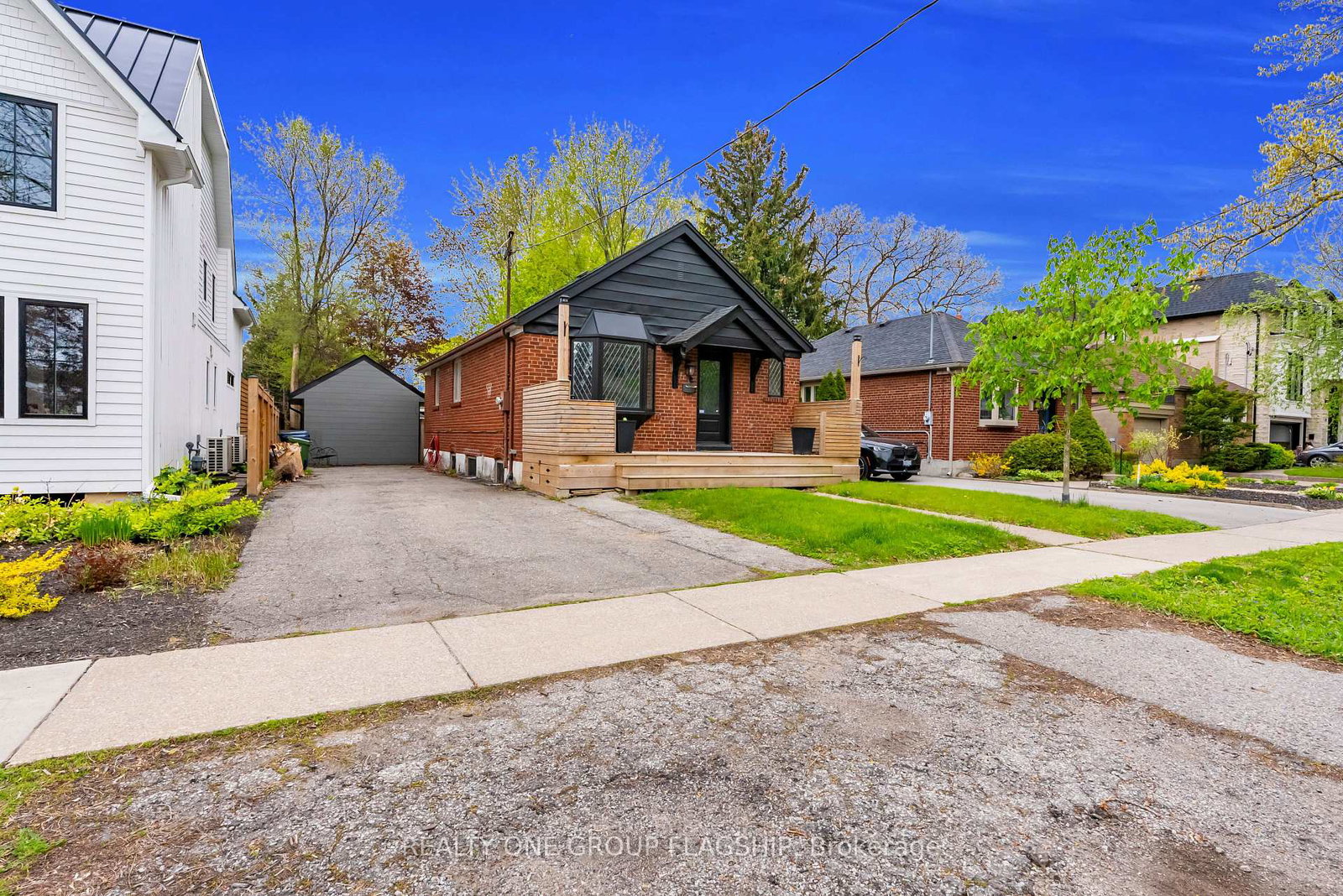 19-yorkview-drive-etobicoke-ontario-w13148812