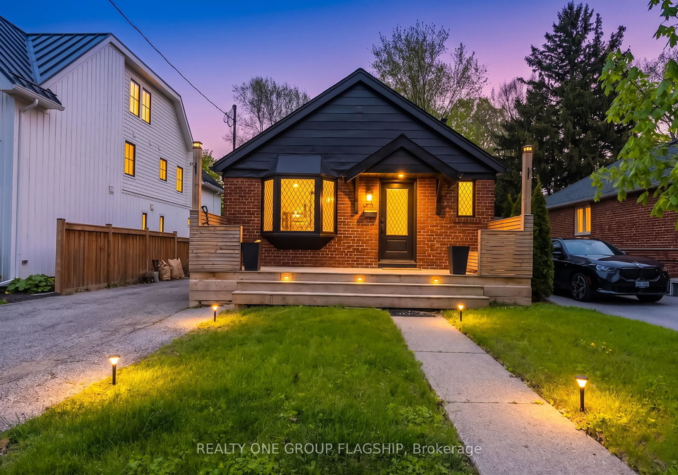 19-yorkview-drive-etobicoke-ontario-w13148812