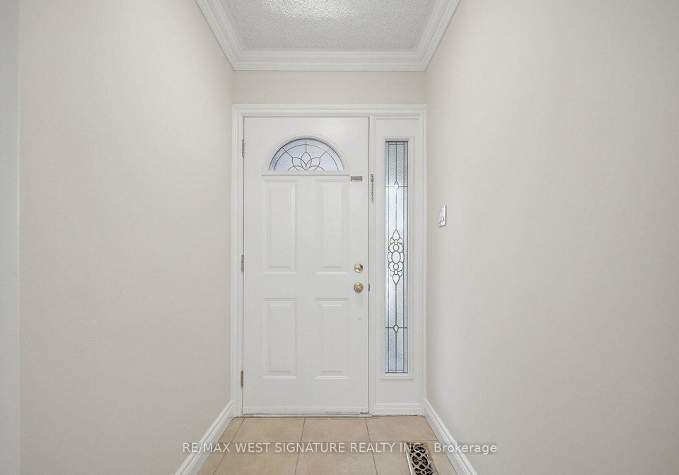 36-windsor-road-etobicoke-ontario-w13148822