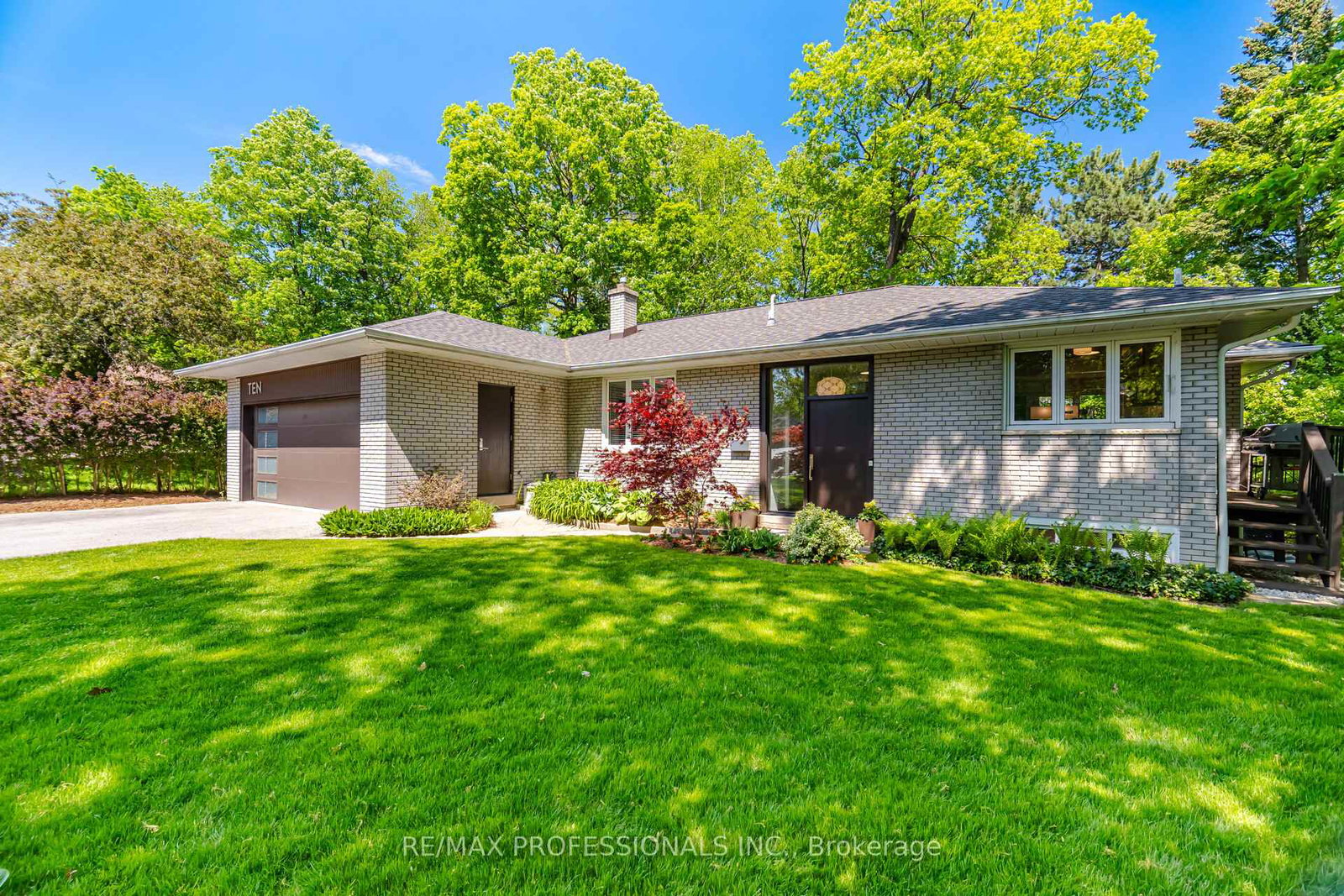 10-cosway-court-etobicoke-ontario-w13148848