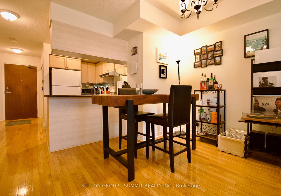 1-elm-drive-w-mississauga-ontario-w13149004