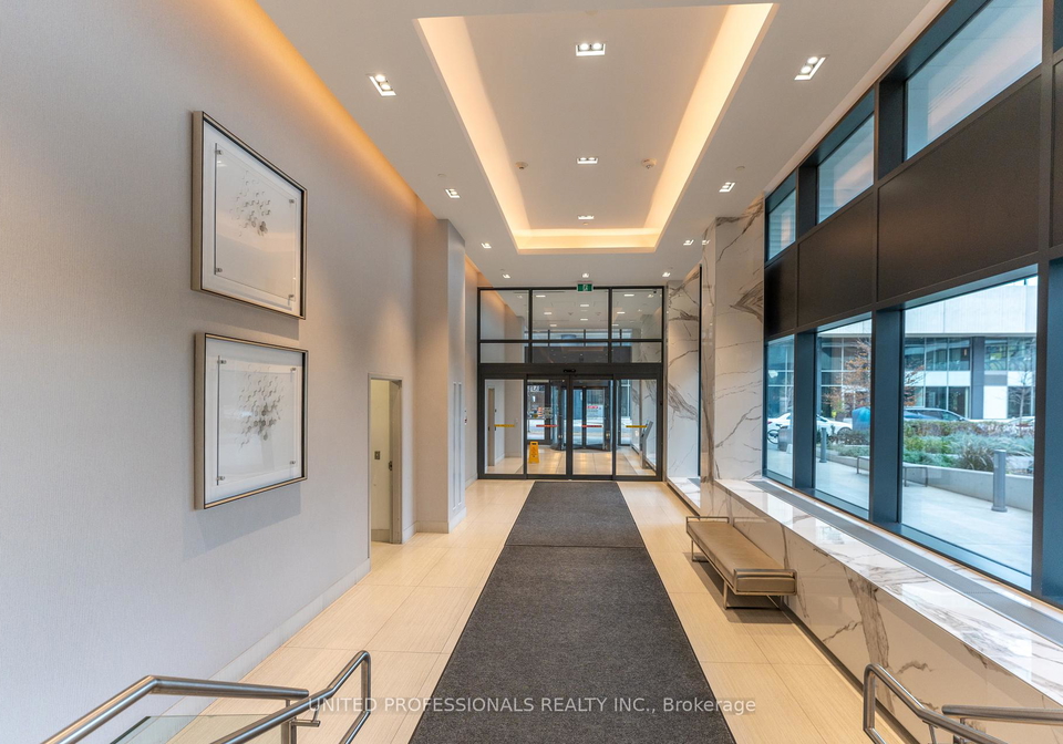 30-shore-breeze-drive-etobicoke-ontario-w13149076
