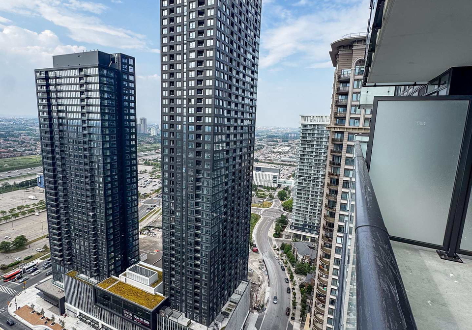430-square-one-drive-mississauga-ontario-w13149096
