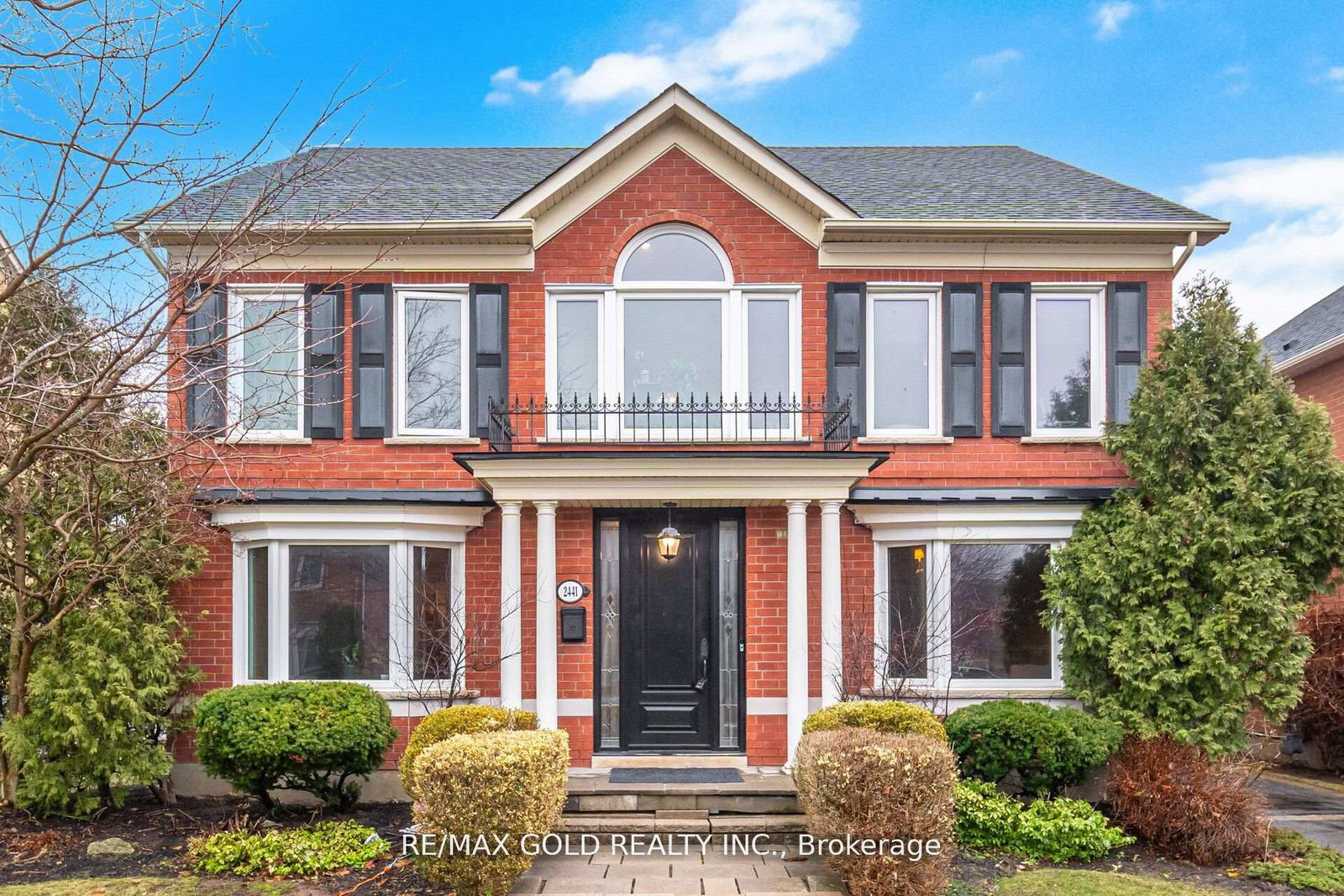 2441-capilano-crescent-oakville-ontario-w13149226