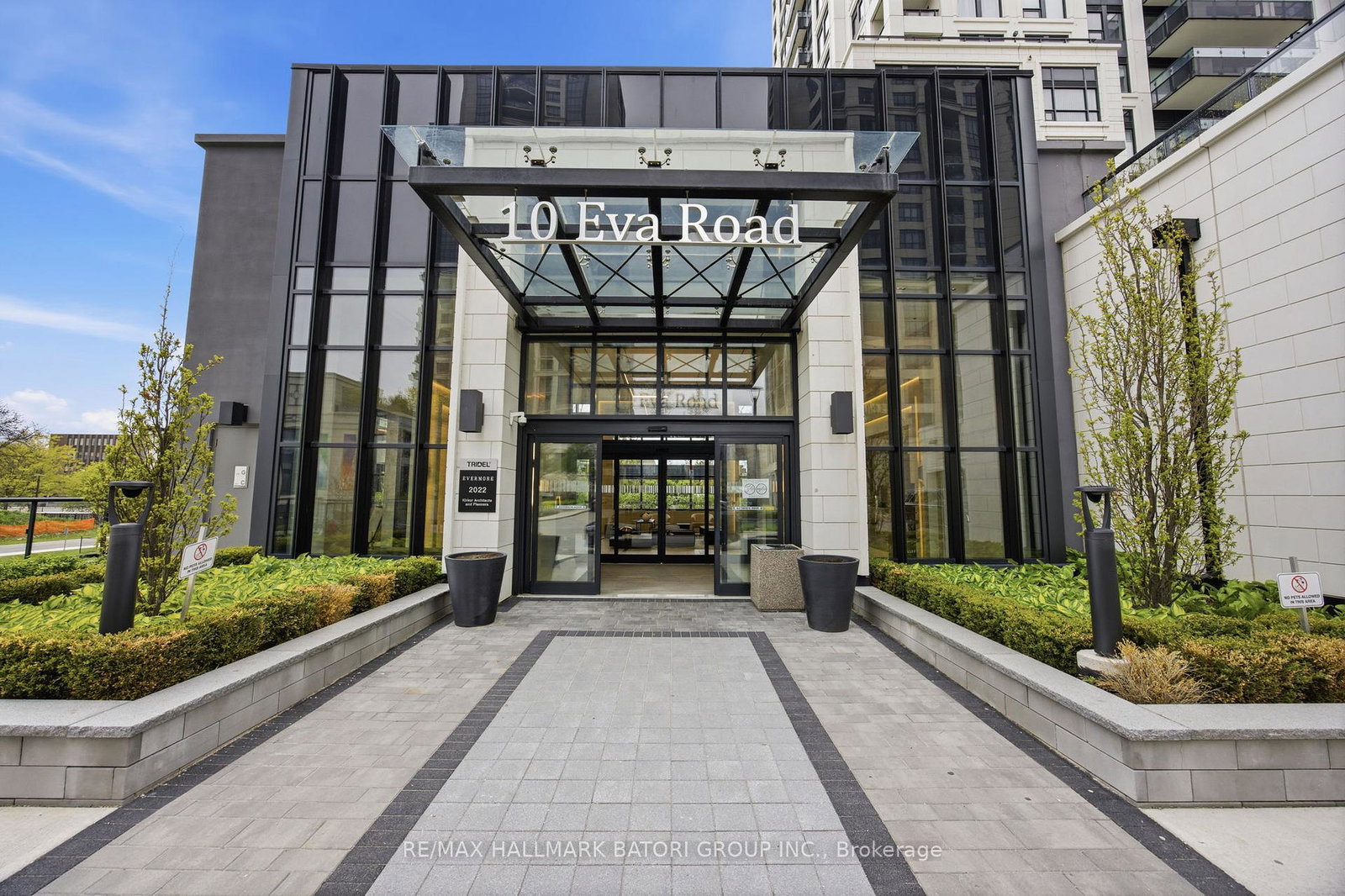 10-eva-road-etobicoke-ontario-w13149292
