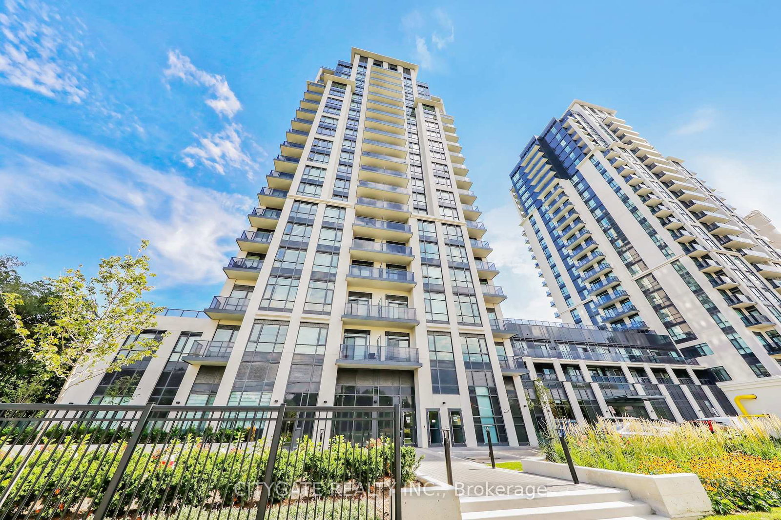 202-burnhamthorpe-road-e-mississauga-ontario-w13149346