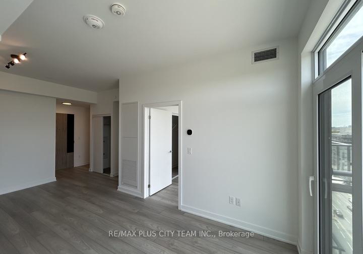 1007-the-queensway-road-etobicoke-ontario-w13149348