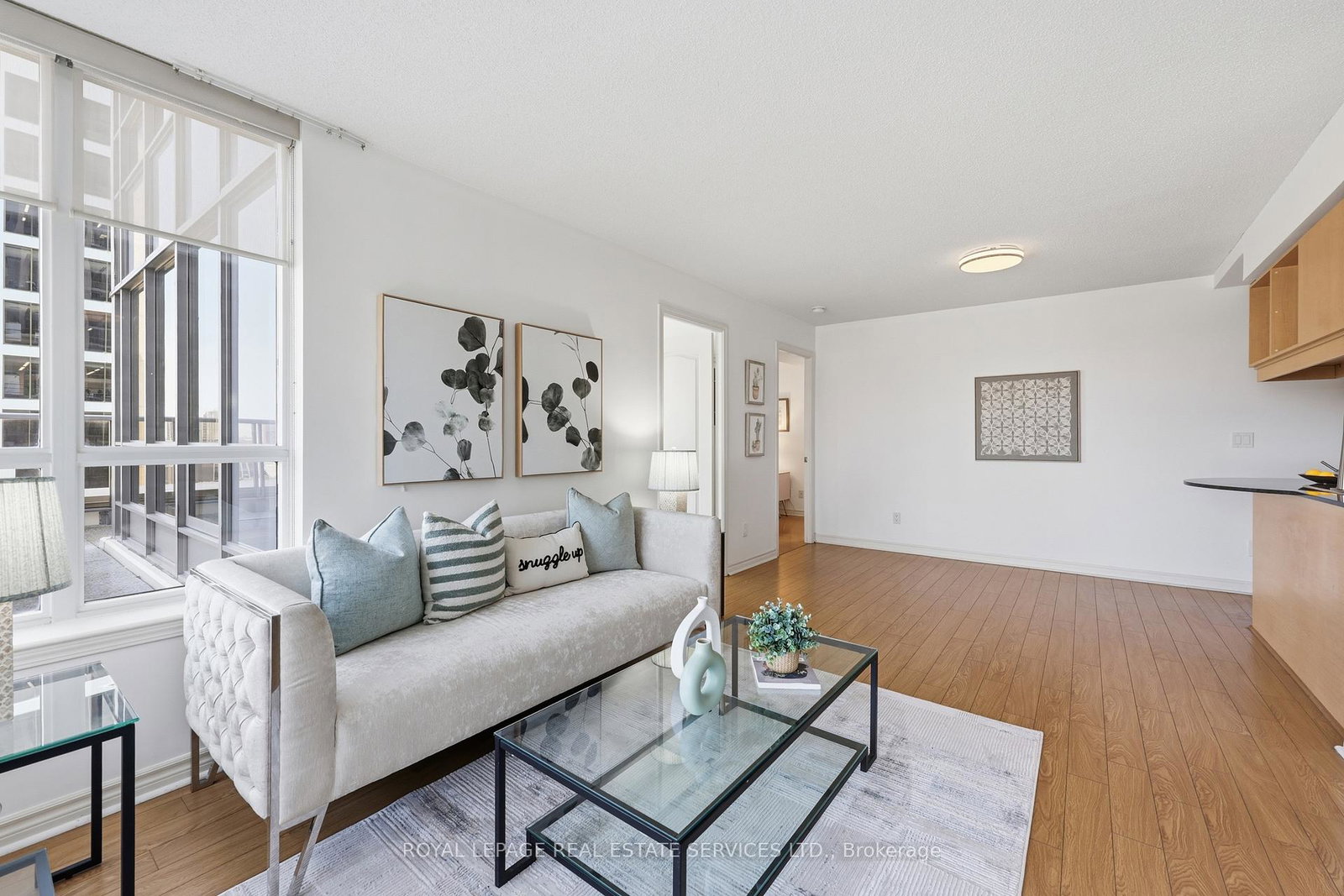 living-arts-drive-mississauga-ontario-w13149492