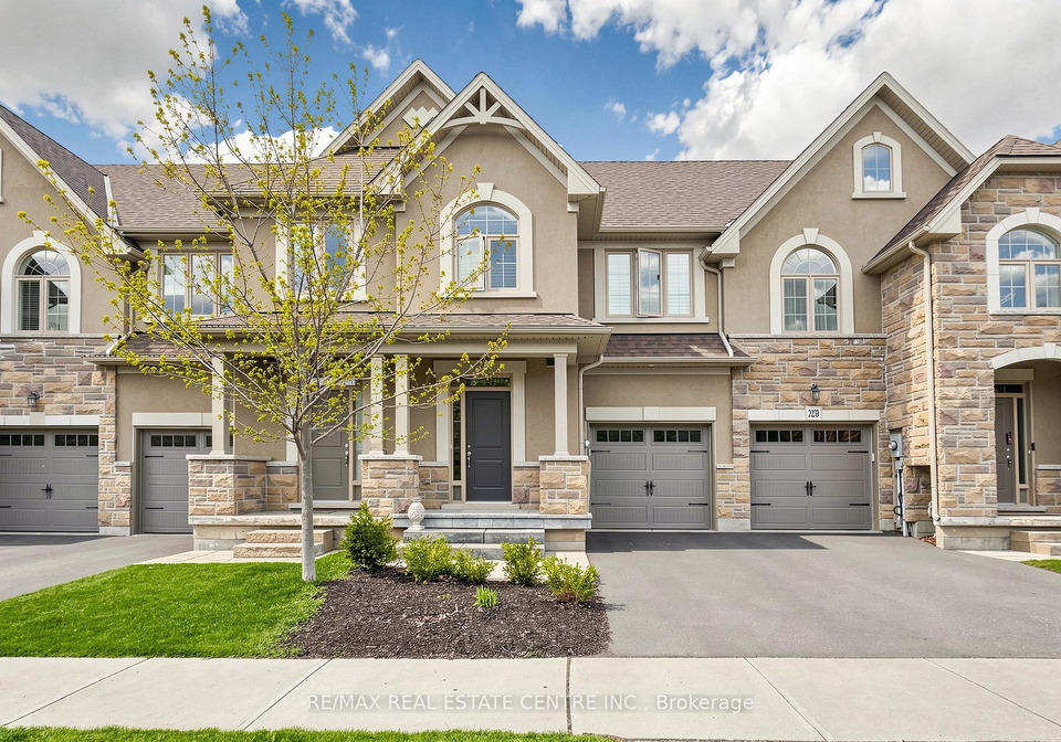 2350-natasha-circle-oakville-ontario-w13149630