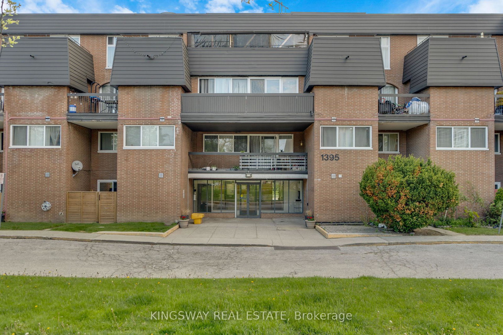 1395-williamsport-drive-mississauga-ontario-w13149660