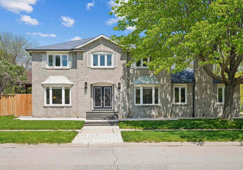 560-chillingham-crescent-oakville-ontario-w13149818