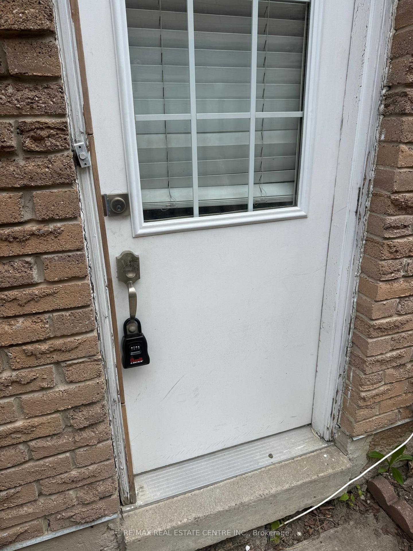 33-lacewood-crescent-brampton-ontario-w13150058