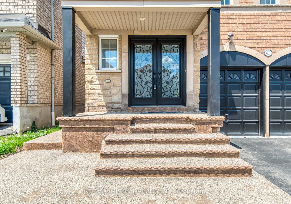 4733-james-austin-drive-mississauga-ontario-w13150164