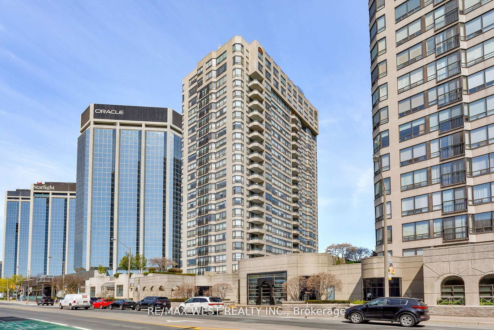 1-aberfoyle-crescent-etobicoke-ontario-w13150614