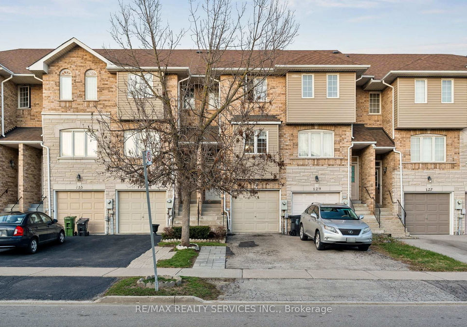 131-charlton-settlement-avenue-north-york-ontario-w13150688