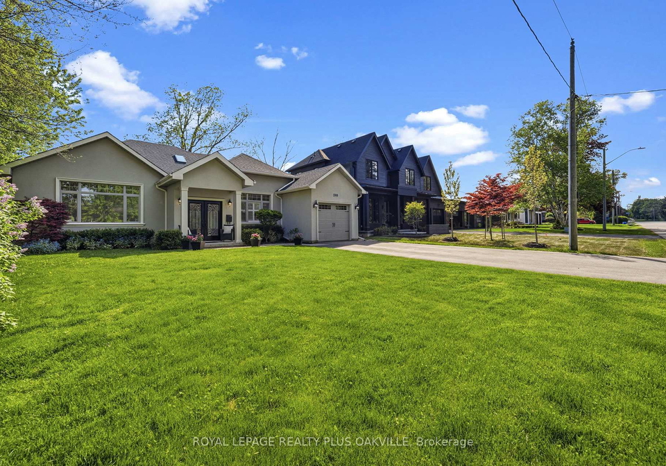 208-mohawk-road-oakville-ontario-w13150748