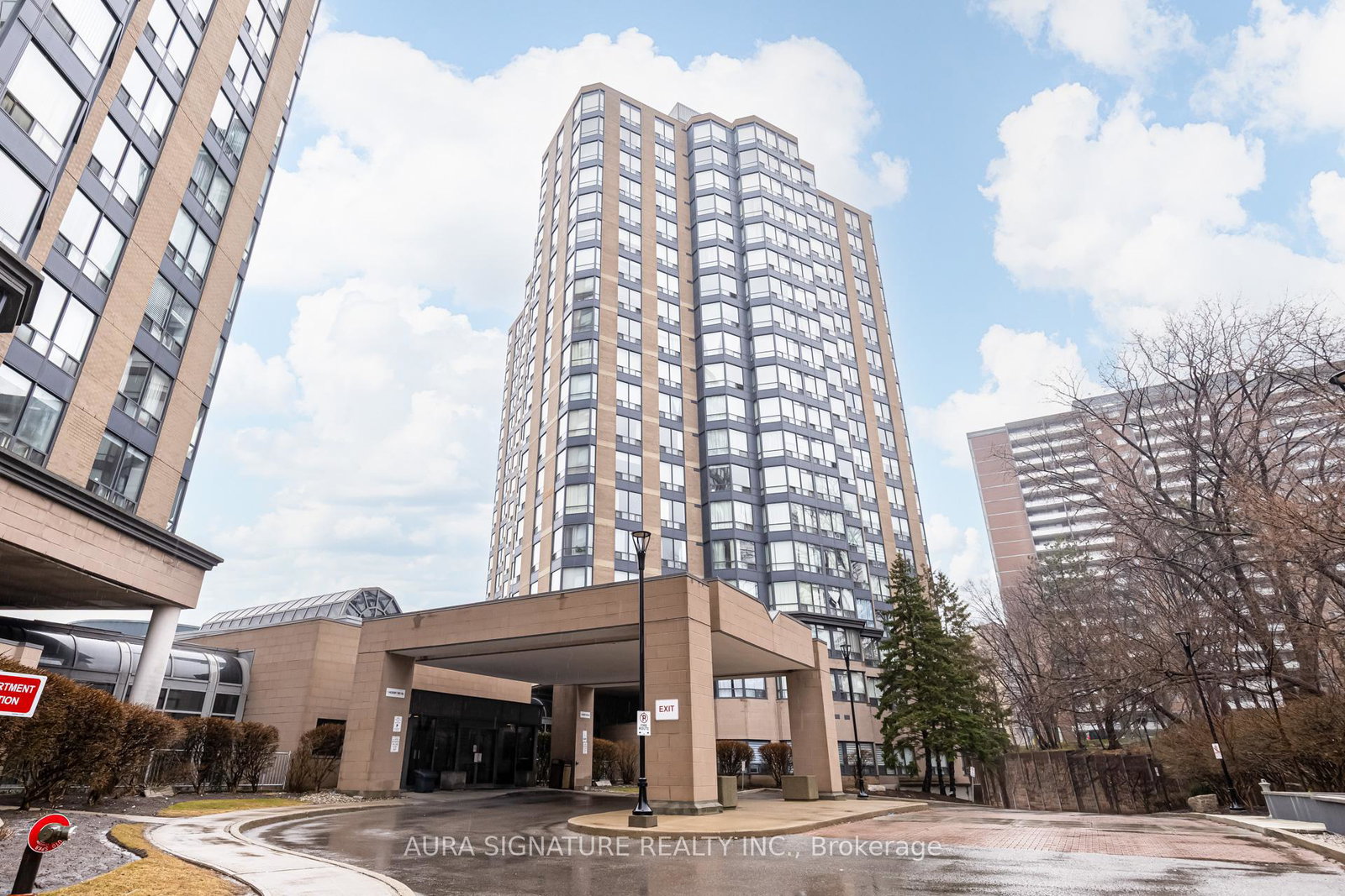 3-hickory-tree-drive-north-york-ontario-w13150788