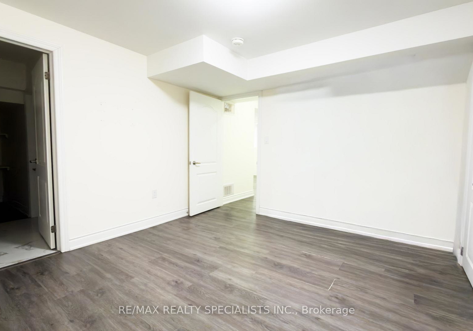602-queen-mary-drive-brampton-ontario-w13150886