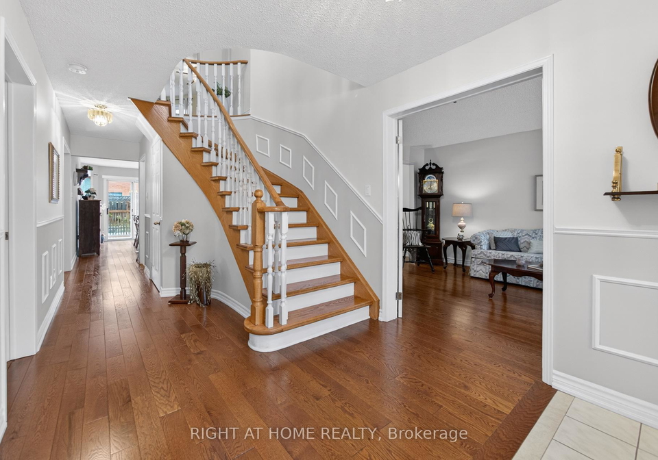 17-eaton-street-halton-hills-ontario-w13150934
