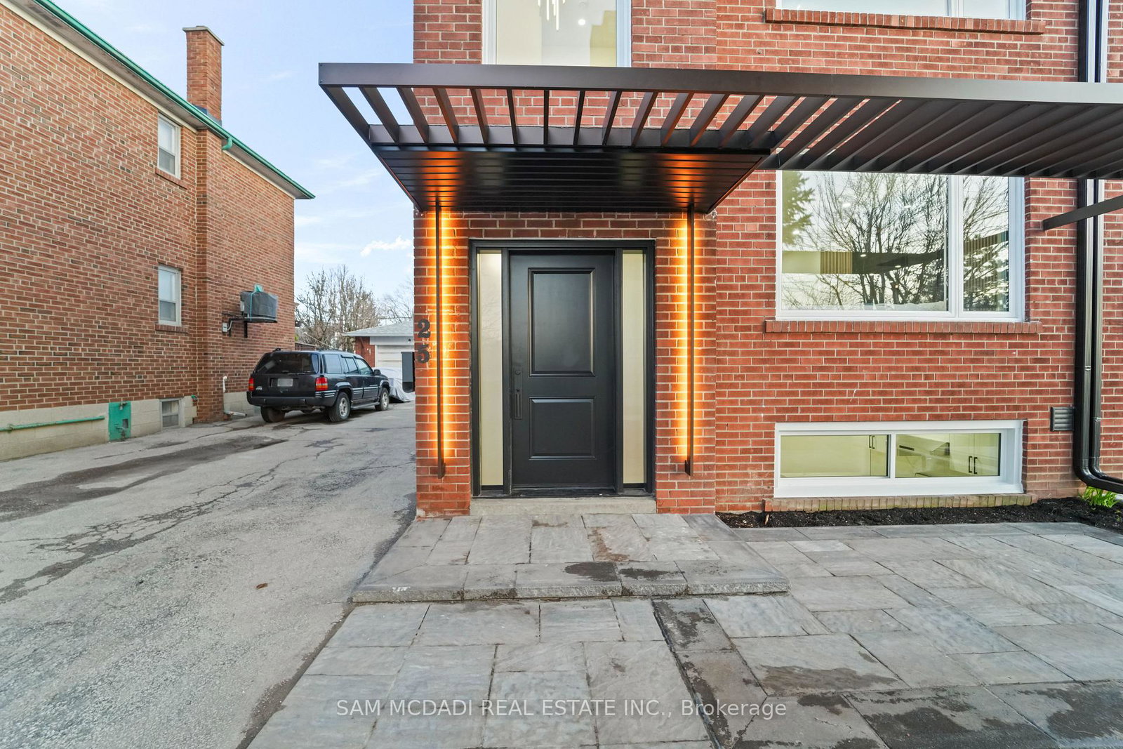 25-falstaff-avenue-north-york-ontario-w13151132