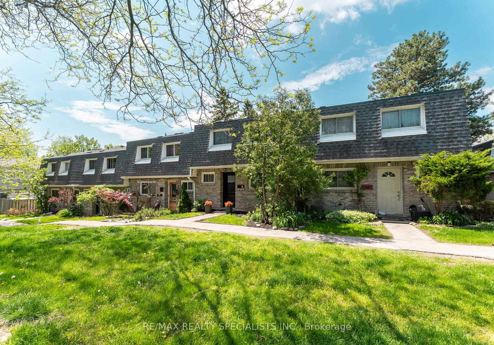 2050-upper-middle-road-burlington-ontario-w13151138