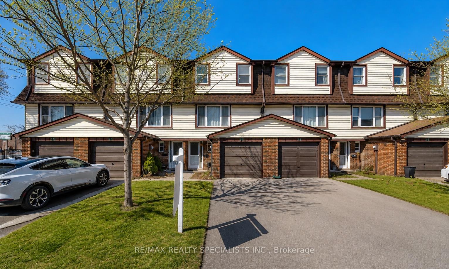 371-bronte-street-s-milton-ontario-w13151216