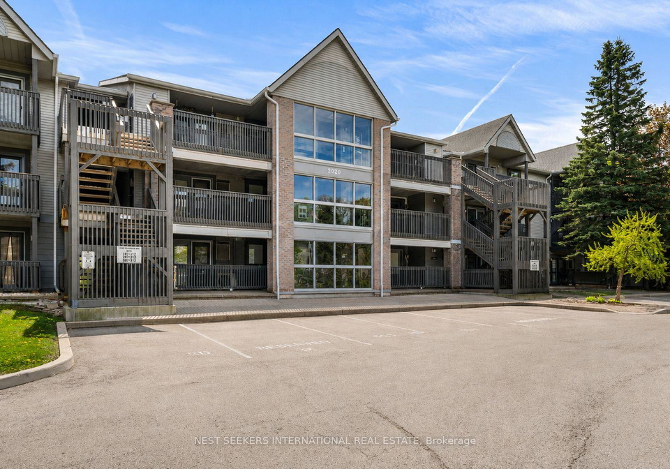 2020-cleaver-avenue-burlington-ontario-w13151228