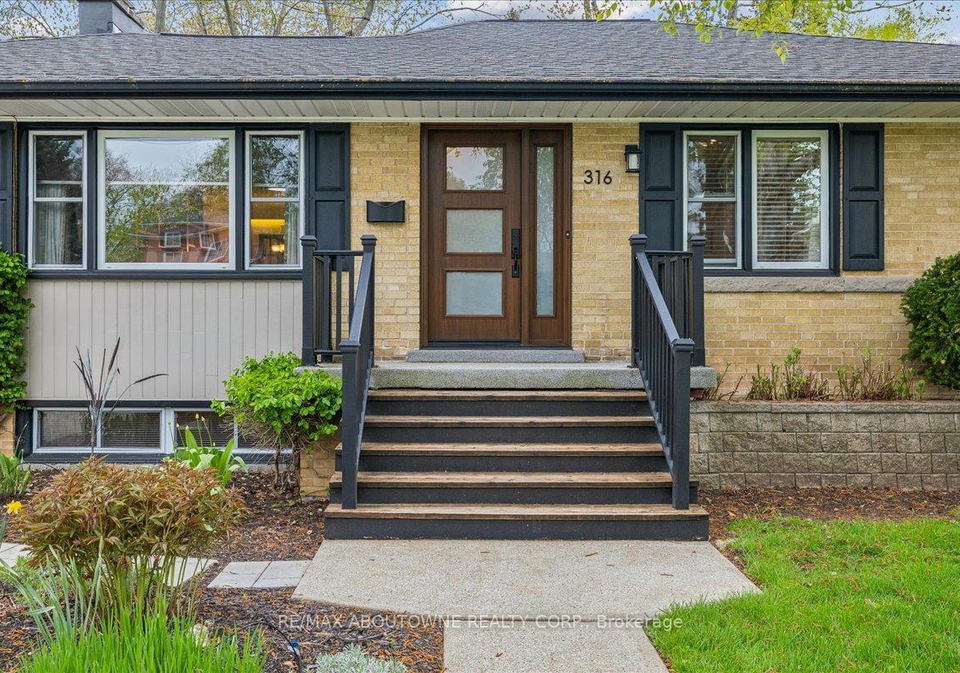316-river-side-drive-oakville-ontario-w13151296