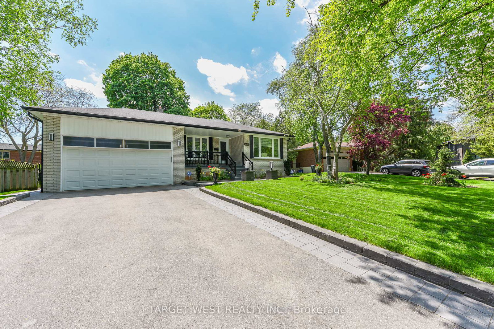 1443-saginaw-crescent-mississauga-ontario-w13151344