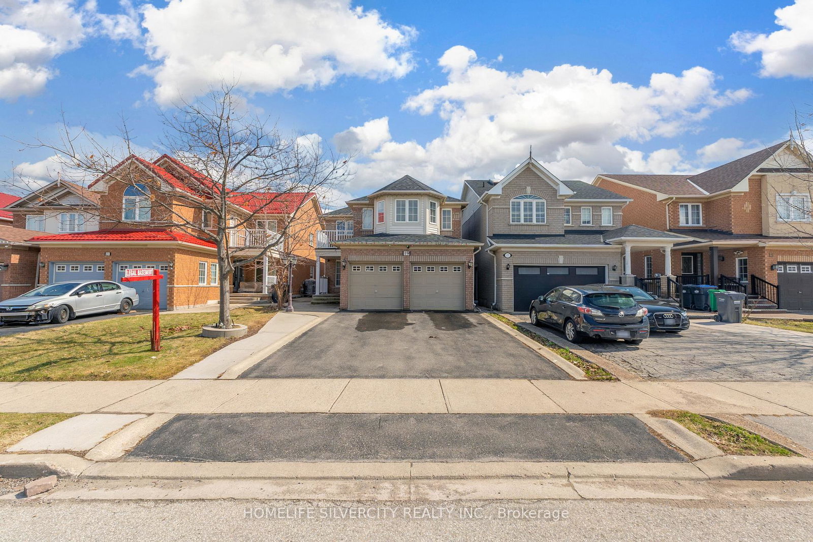 19-vintage-gate-brampton-ontario-w13151546